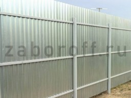 Забор из оцинкованного профнастила купить с установкой в Москве