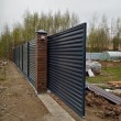 Откатные ворота из профнастила горизонтальная обшивка механические на в/с